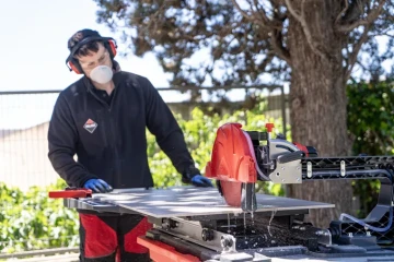 RUBI DT-250 MAX pri mokrom rezaní keramickej dlažby